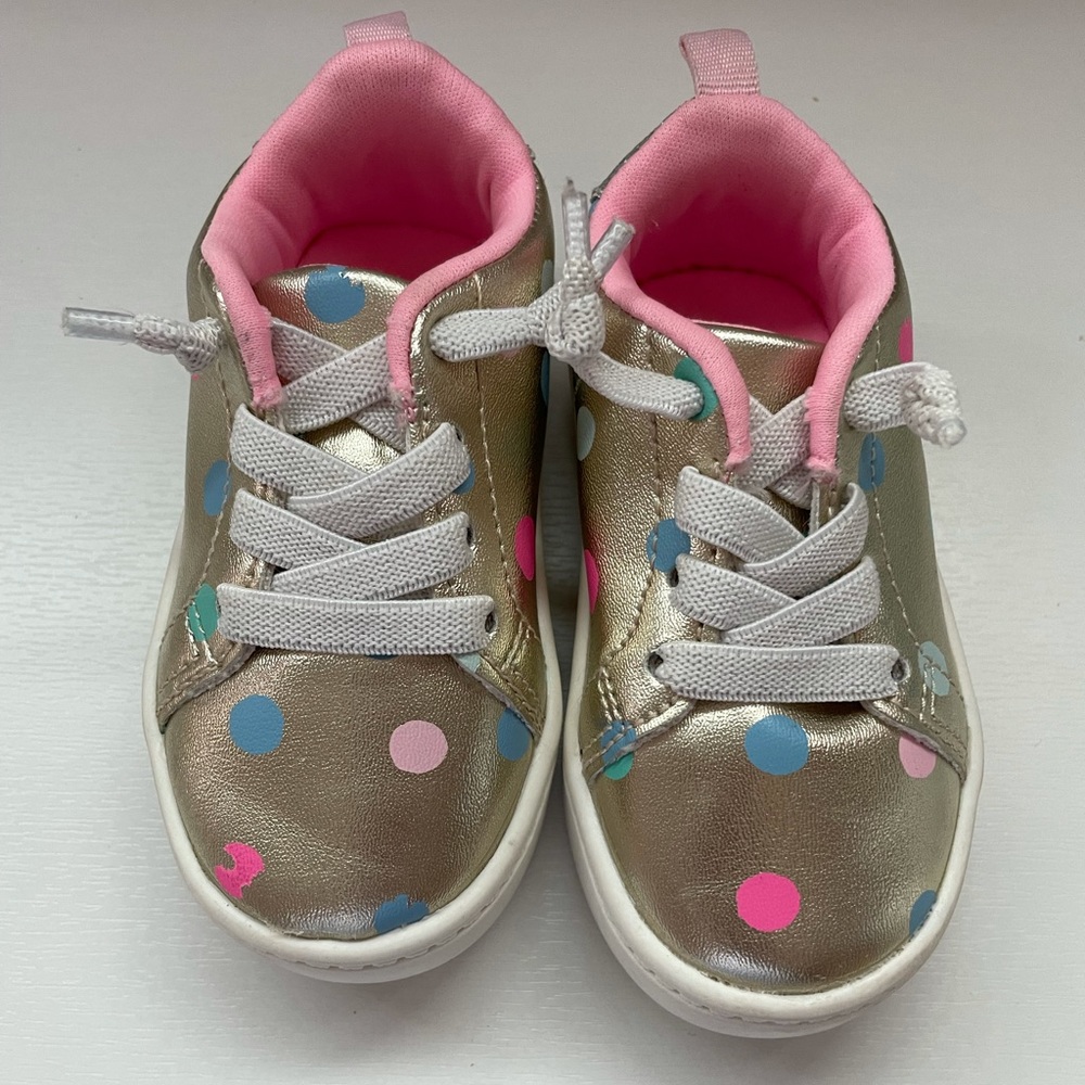 Baby shoes size 4